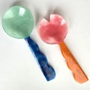 Serving spoon